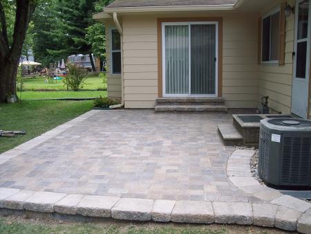 Hessit Bavarian Tumbled Paver Patio 